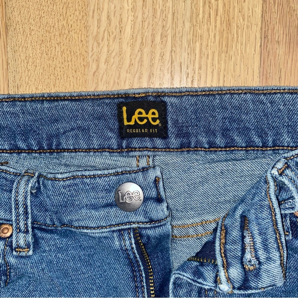 Men’s Regular Fit Jeans - Picture 4 of 4